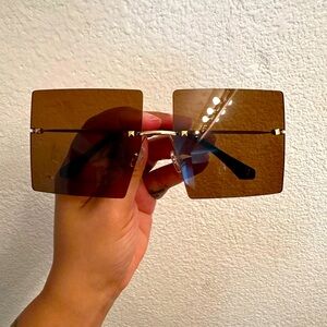 Stylish Brown Sunglasses